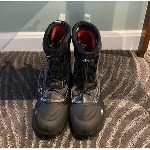The North Face Black Kids Snow Boots